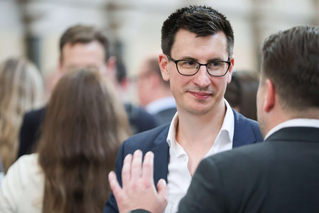 Pro Bono Drinks – June 2025 (322 of 422)